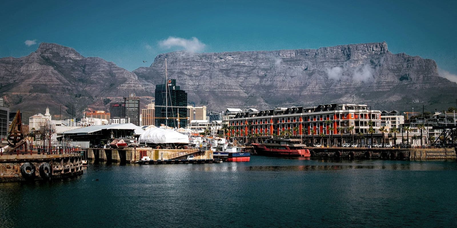 Cape Karoo Adventure: Cape Town to Oudtshoorn and Beyond - Image 2